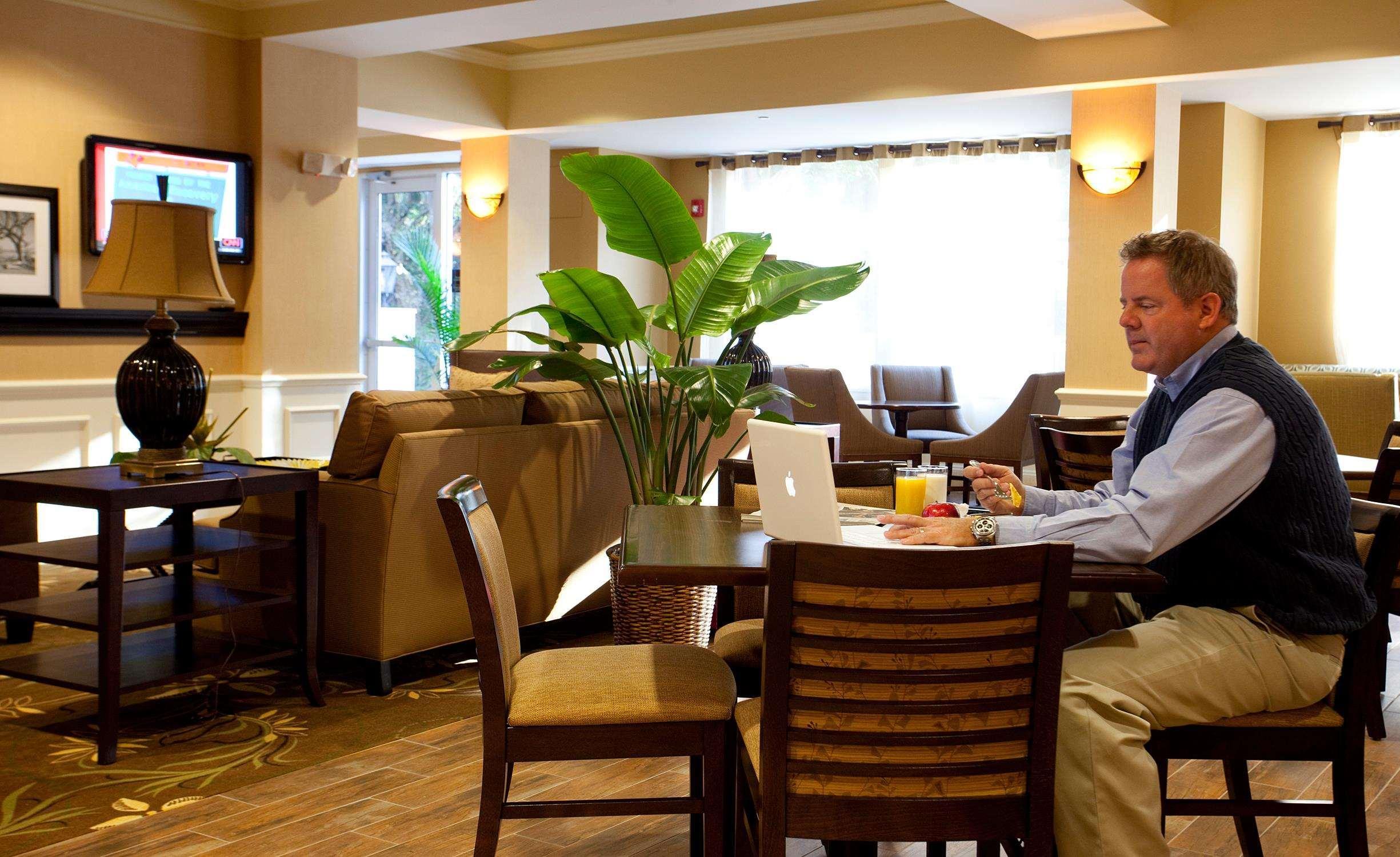 Hampton Inn & Suites Jekyll Island Restaurante foto